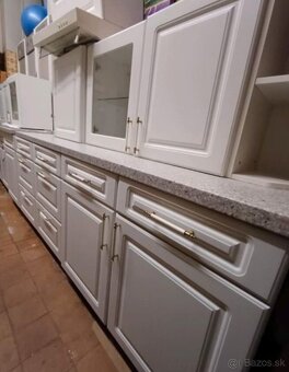 Krásná venkovská kuchyně se spotřebiči,5456 - 4