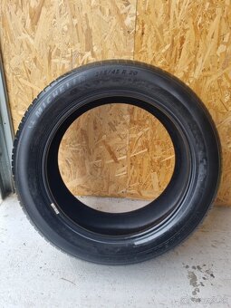 Pneu Michelin Pilot Sport EV 285/45 R20 112W XL - 4