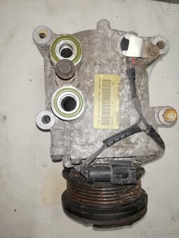 Predam na Ford Focus 1,6b,16v - 4