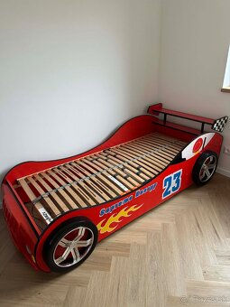 Autíčková detská posteľ 200 × 90 cm – super stav - 4