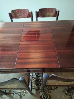 Predám jedálenský stôl so stoličkami - 4