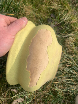 Keramické kvetináče DARUJEM ZA SYMBOLICKÚ SUMU - 4