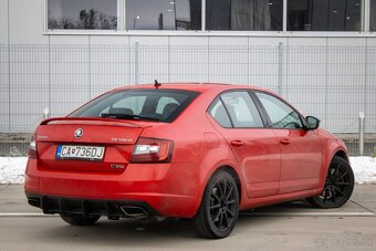 Škoda Octavia 2.0 TSI 245k RS - 4