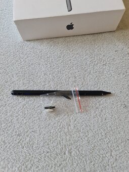 Apple Ipad 8th Gen. + Príslušenstvo - 4