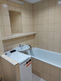 Prenajmem zrekonštruovanú a zariadenú garzónku - 4