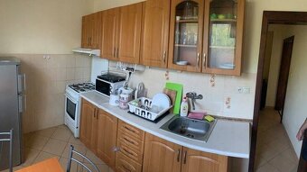 Ponúkame na predaj zrekonštruovaný 3-izbový byt s balkónom n - 4
