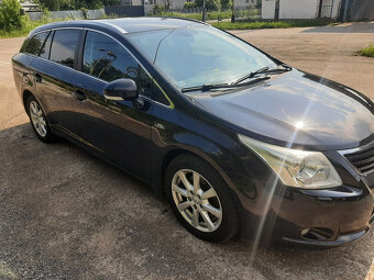 Toyota Avensis - 4