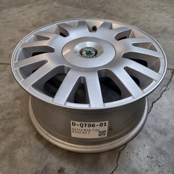 Hliníkové Škoda disky 5x112 R16 7J ET37 - 4
