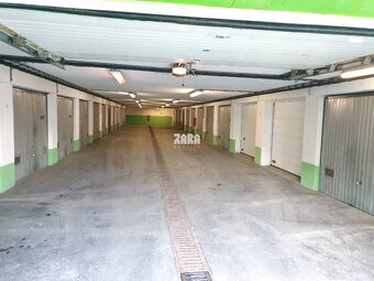 Západ -Terasa - ul. Idánska, 18 m². GARÁŽ.Elektronická brána - 4