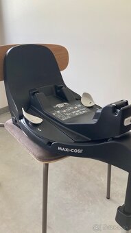 MAXI-COSI Pebble Pro 360 + FamilyFix Pro 360 essential black - 4