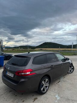 Peugeot 308SW 2.0 HDI 110kW - 4