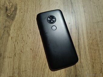 Motorola Moto E5 Play - 4