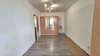 Predaj - 3izbový byt s balkónom - Topoľčany, Mexiko - 4