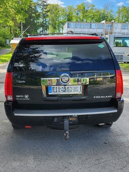 Predám CADILLAC ESCALADE - 4