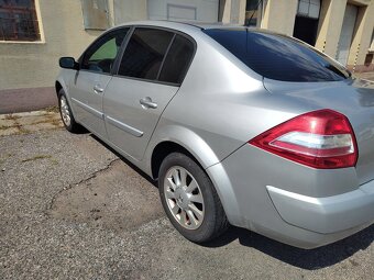 Renault Mégane Classic 1.6 16V - 4