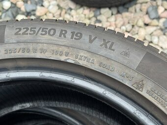 225/50 R19 - 4