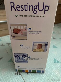 Klinový vankúšik  pre bábätko - 4