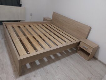 Manželská posteľ - 4