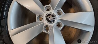 Predám originál alu set Skoda Karoq 16"-5x112+215/60r16 zim - 4