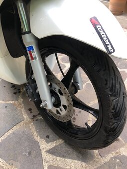 Suzuki 125 - 4