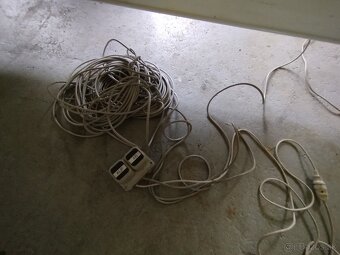 Predám elektrické projekčné plátno 4,00m x 3,00m - 4