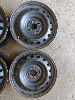 R15 4x100 Plechové disky - 4