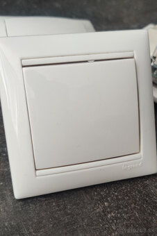 Legrand vypinace - 4