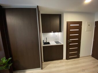 Ponúkame moderný byt pre 1 osobu - lokalita Podhájska - 4