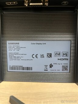 Samsung S27C310EAU 27" — na diely, prasknutá matica - 4