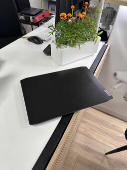 Predám Lenovo IdeaPad Gaming 3 - 4