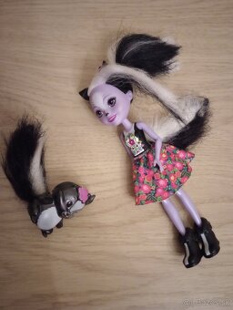 Mini bábika Mattel Enchantimals - Sage Skunk & Caper - 4