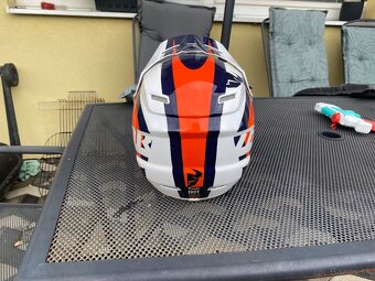 Thor Sector Racing detská prilba - 4