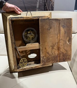 Starožitné nástenné hodiny z 19. st. - 4