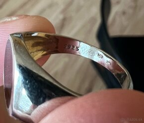Pečatný prsteň z rodiovaneho striebra - 4