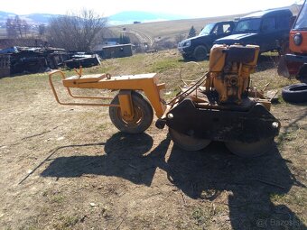 Vibracny valec 1000kg - 4
