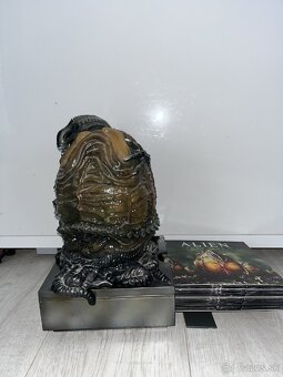 Alien Anthology Blu-ray Collector's Box Set with Alien egg - 4