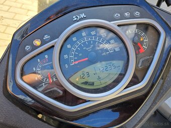 Sym HD300 - 4
