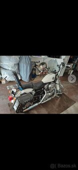 Harley-Davidson - 4
