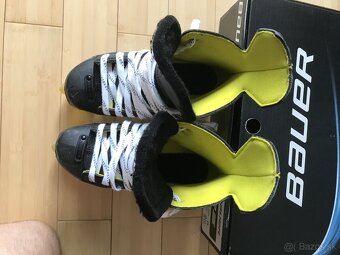 Hokejové korčule Bauer HR RS JR 4 - 4