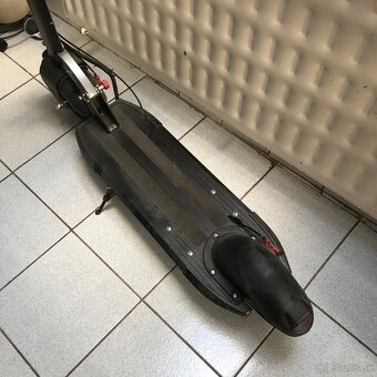 Predám elektrokolobežku W-TEC Tenmark 500W - 4