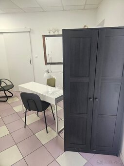Obchodný priestor na prenájom – Obchodná ulica, Bratislava ( - 4