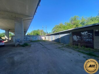 Znížená cena Garáž blízko Centra - Zvolen na Predaj - 4