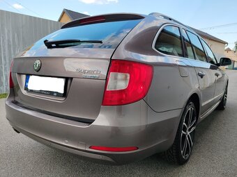 Škoda Superb Combi 1.6 TDI CR Elegance - 4