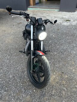 Triumph Speedmaster 900 Custom - 4