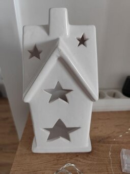 Domček svietnik a LED reťaze - 4