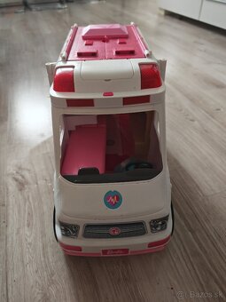 Barbie sanitka - 4