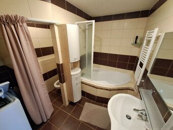 Prenájom, 3-izbový zariadený slnečný byt, Sásová - 4