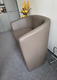 Kozenkove kreslo hnede, top stav - 4