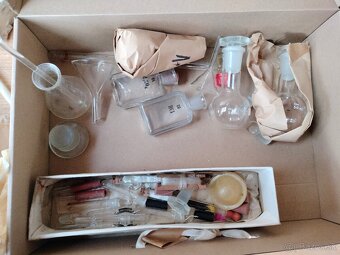 Laboratórne sklo - 4