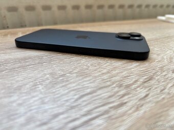 Iphone 15 - 4